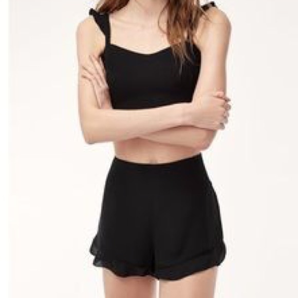 Sunday Best Starr Shorts - Picture 2 of 11